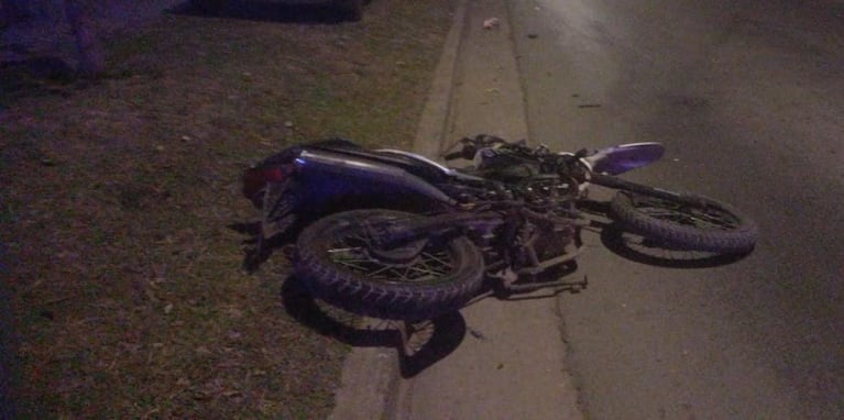 El acompañante sufrió lesiones y quedó internado.