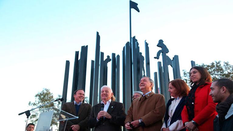 El acto de inauguración del Portal del Centenario. / Foto: UNC.