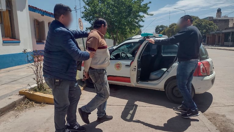 El acusado fue detenido por la Policía de Córdoba en la localidad de Río Segundo.