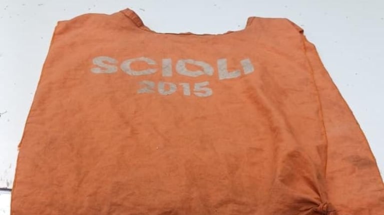 El acusado tenía un chaleco de Daniel Scioli.