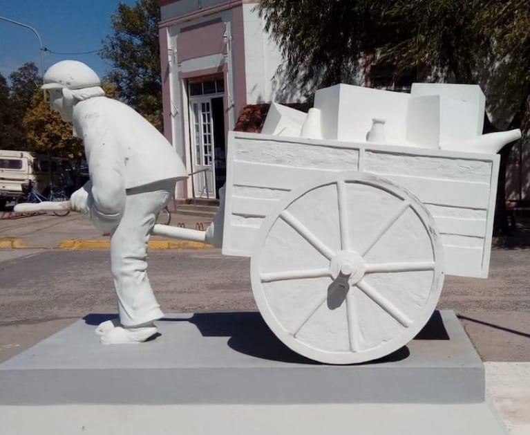 El adiós a Juancito del pueblo, el carrero de Alicia