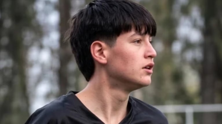 El adolescente de 13 años lucha por su vida.