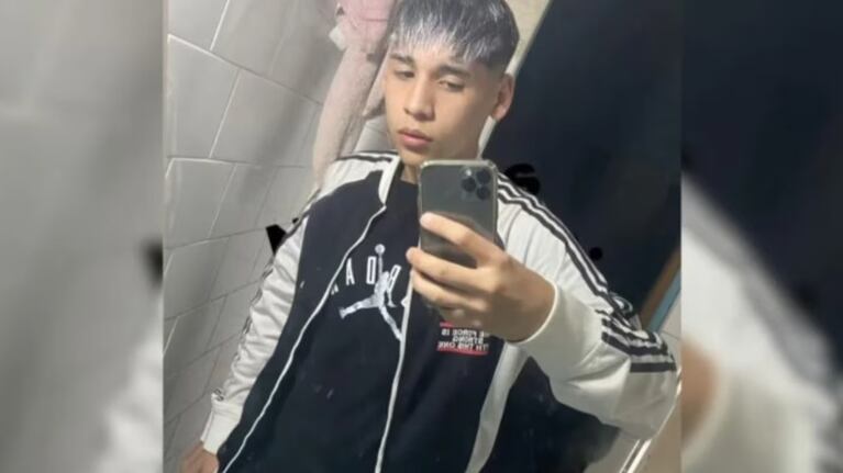 El adolescente de 17 años fue asesinado en la puerta de la casa de un amigo.
