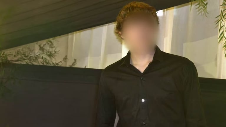 El adolescente permanece detenido luego del brutal ataque.