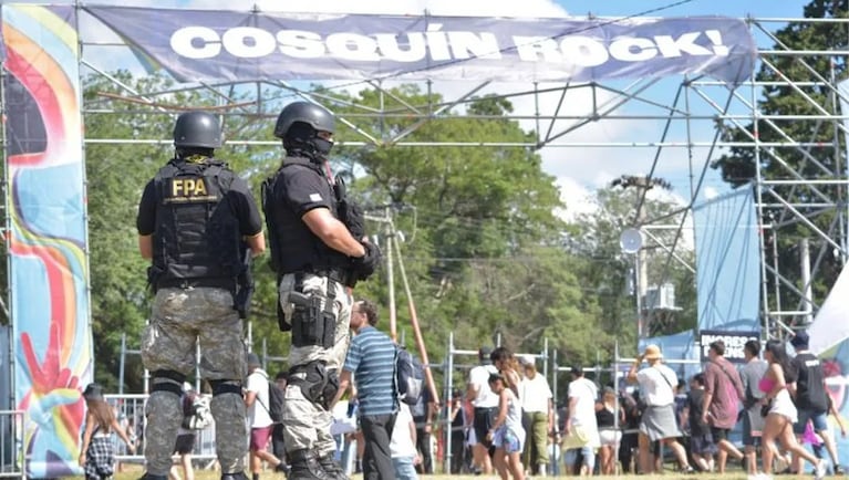 El Aeródromo de Santa María vuelve a vibrar con el Cosquín Rock.
