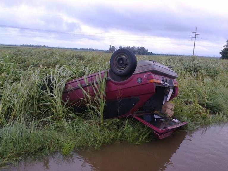 El agua se "tragó" parte de la ruta 158