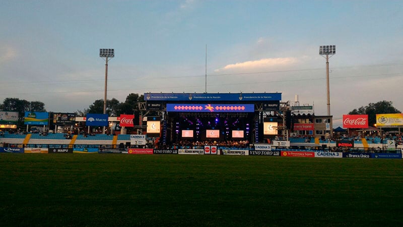 El anfiteatro, impecable antes de comenzar el Festival. Foto: Lucio Casalla / ElDoce.tv