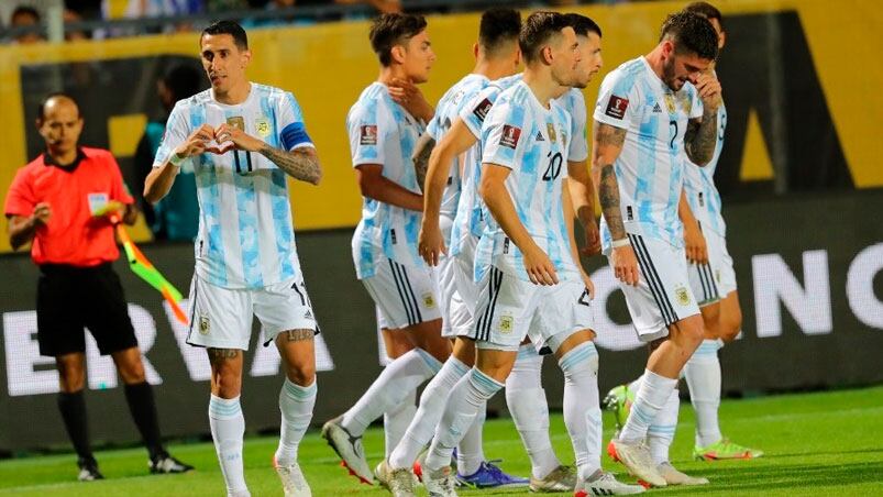 El ángel de Argentina le dio la ventaja ante Uruguay.