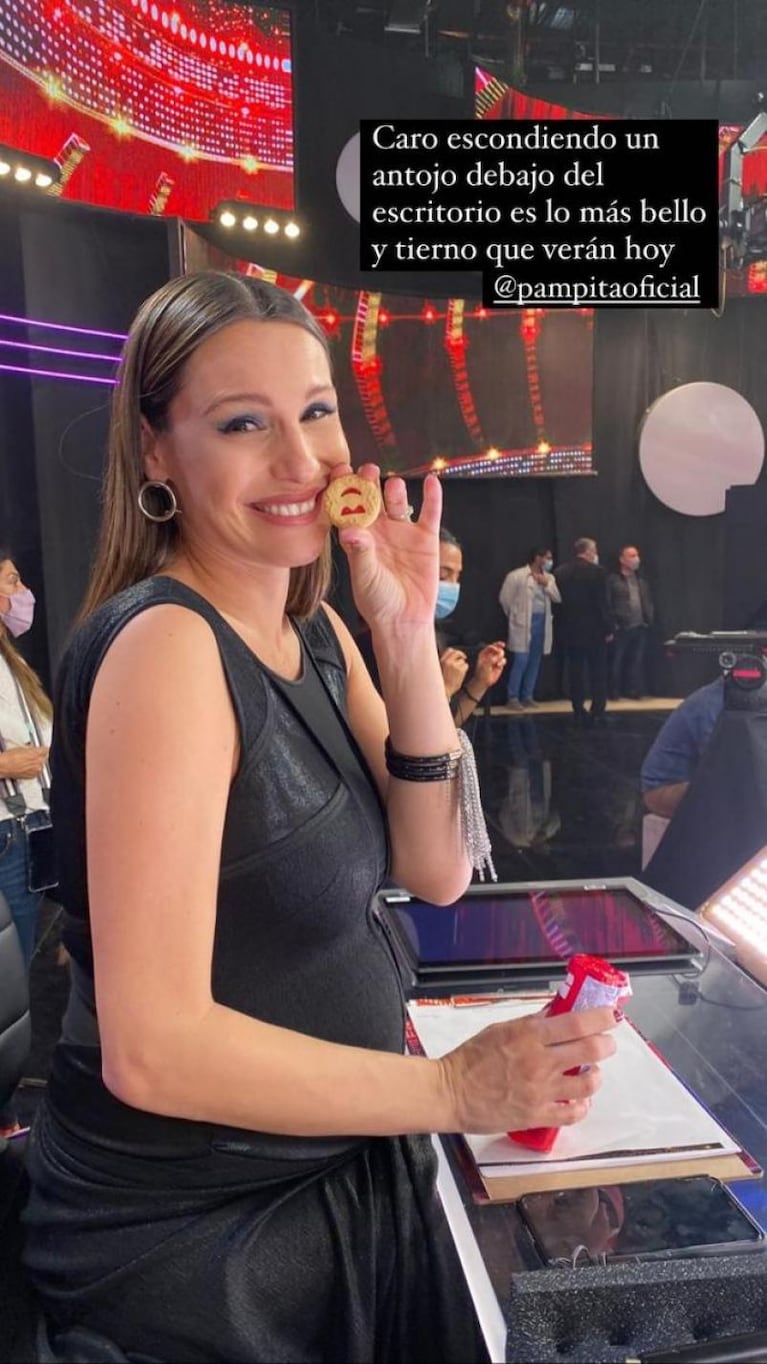 El antojo de Pampita durante la emisión de La Academia