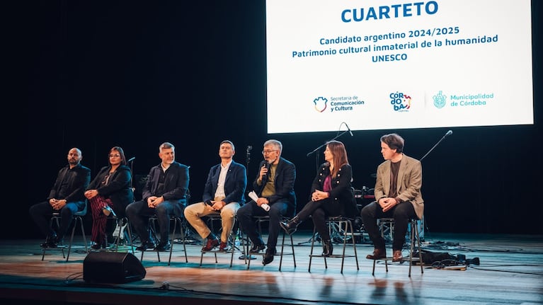 El anuncio se hizo en el Teatro Comedia.