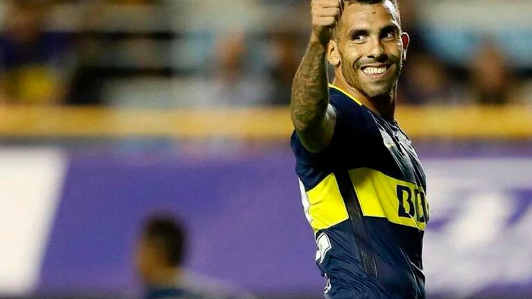 El Apache pasó por la peluquería antes de viajar a Santa Fe.