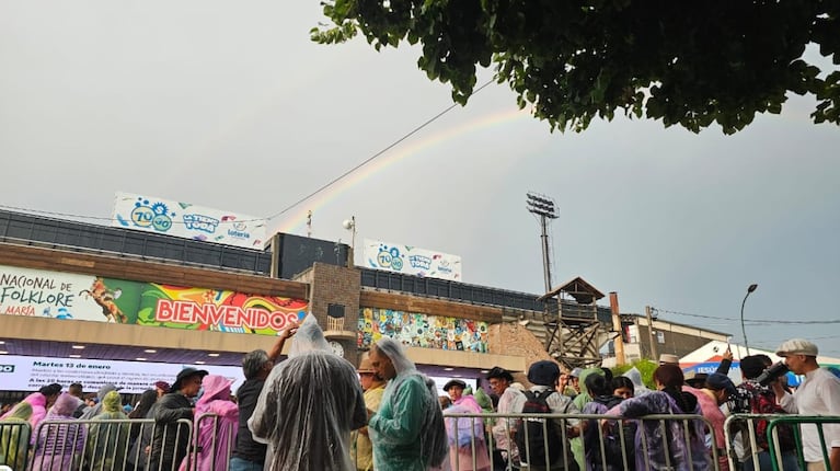 El arco iris, protagonista de esta edición del Festival de Jesús María. Foto: El Doce.