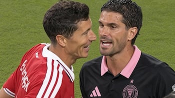 El argentino y el polaco tuvieron un tenso cruce en la MLS.