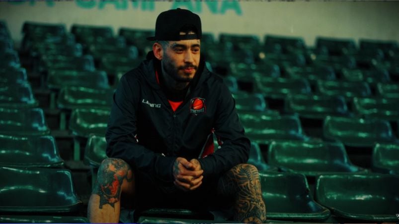 El artista estrenó una nueva canción titulada "Dios"