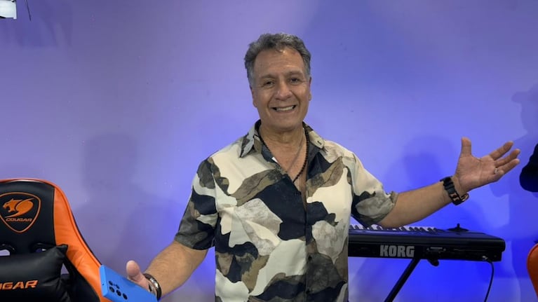 El artista pasó por Cuarteteando y habló sobre el gran talento de las mujeres cuarteteras.