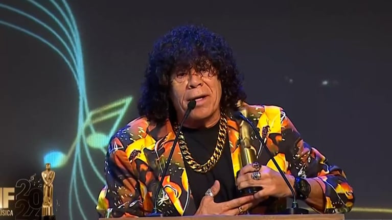 el artista recibió un premio por su trayectoria en los Martín Fierro de la Música.