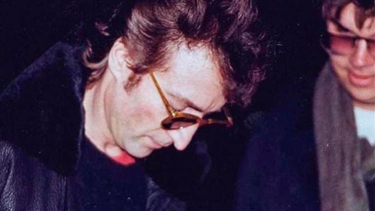 El asesino de John Lennon confesó macabros detalles de la noche del crimen