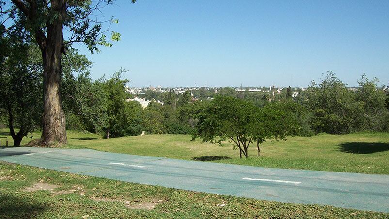 El ataque sucedió durante la noche en el conocido parque.