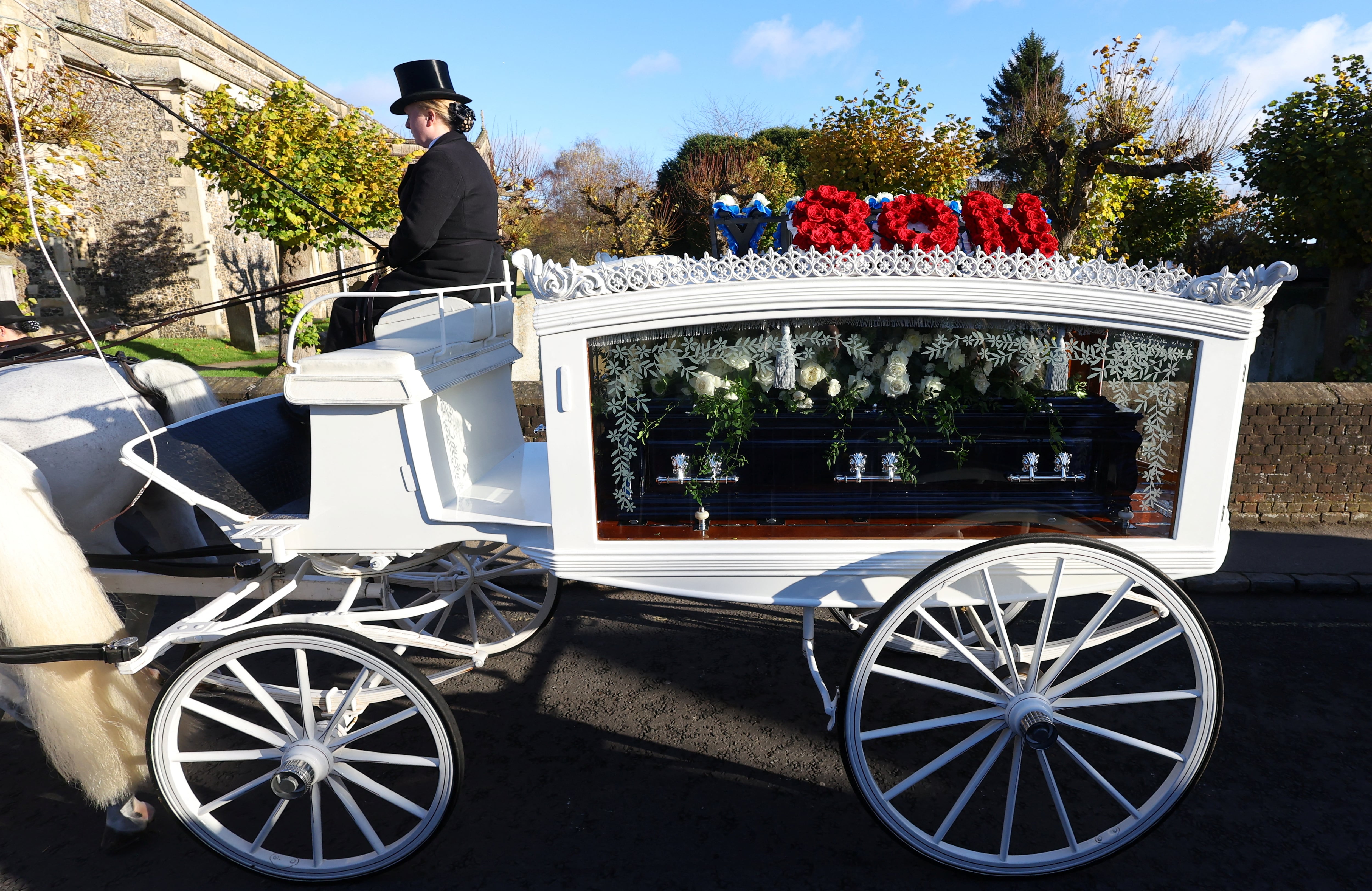 El ataúd de Liam Payne en su funeral. REUTERS/Toby Melville     TPX IMAGES OF THE DAY