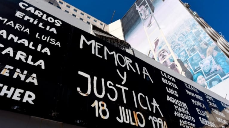 El atentado se produjo el 18 de julio de 1994 a las 9.53.