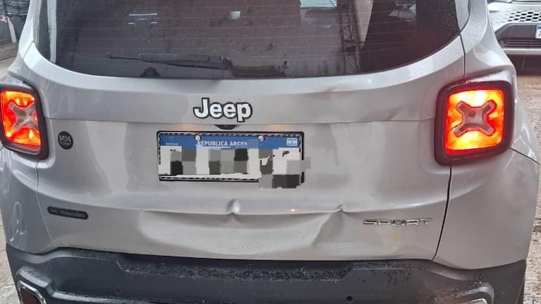 El auto del agresor detenido ( Foto: Prensa Policía)