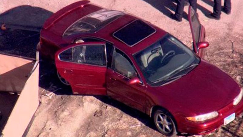 El auto fue interceptado por el asesino en una de las peligrosas calles de Chicago.