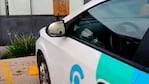 El auto oficial utilizó la dársena reservada para personas con discapacidad. (Foto: Captura video)