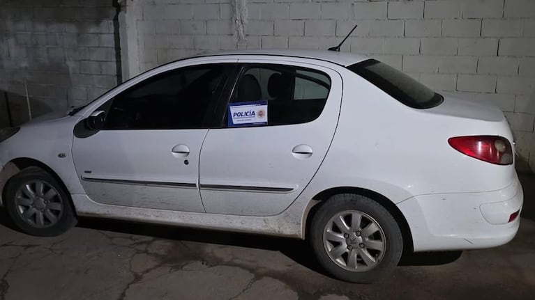 El auto que robaron los menores.