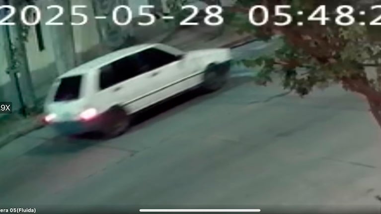 El auto robado en barrio General Paz.