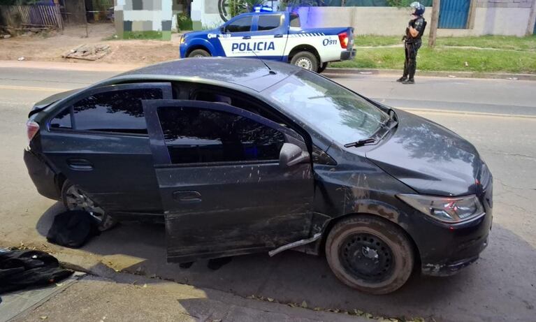 El auto robado por los dos menores.