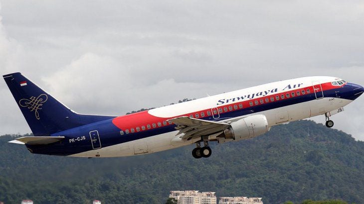 El avión llevaba 56 pasajeros y seis tripulantes.