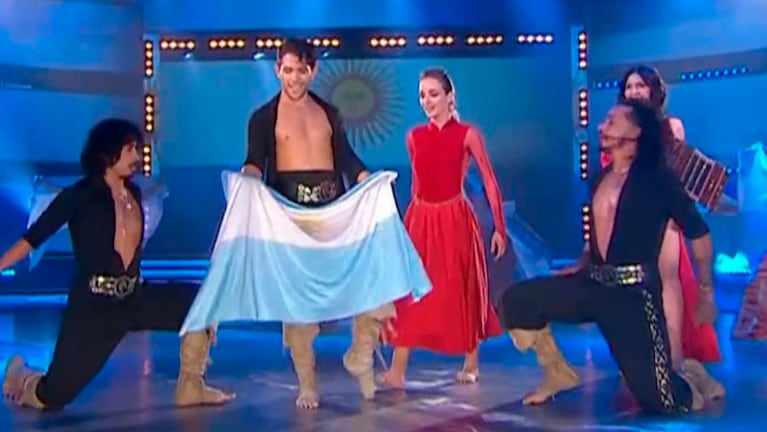 El bailarín español le hizo un sentido homenaje a nuestro país.