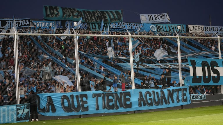 El banderazo de Belgrano en Alberdi.