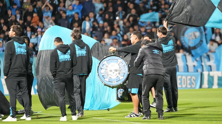 El banderazo de Belgrano en Alberdi previo al clásico con Talleres.