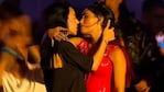 El beso entre Lali Espósito y Nicki Nicole.