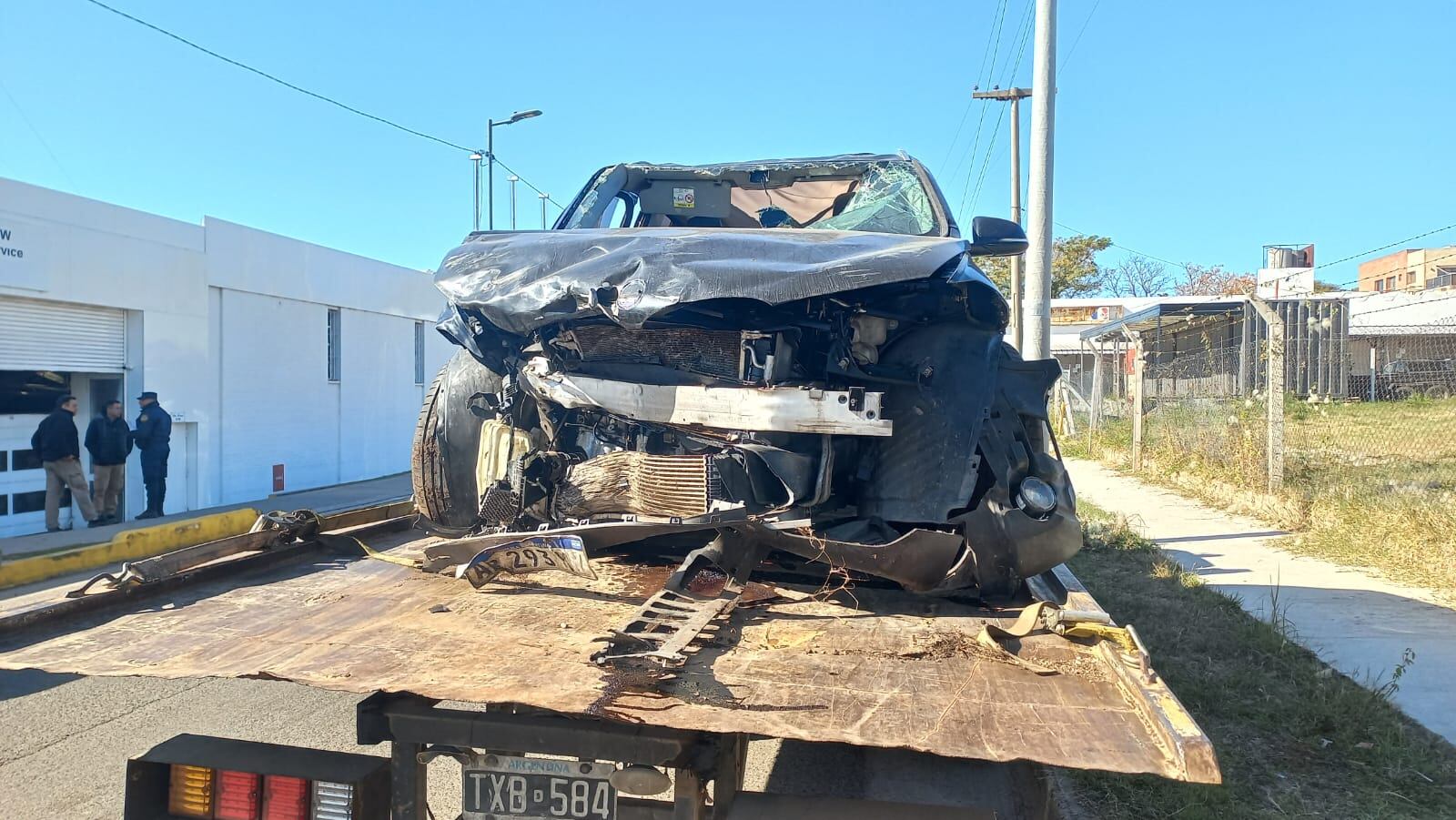 El BMW de González fue trasladado para determinar si tuvo fallas. Foto: Julieta Pelayo/ElDoce.