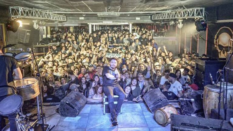 El boliche mostró un lleno total en la noche del lunes.