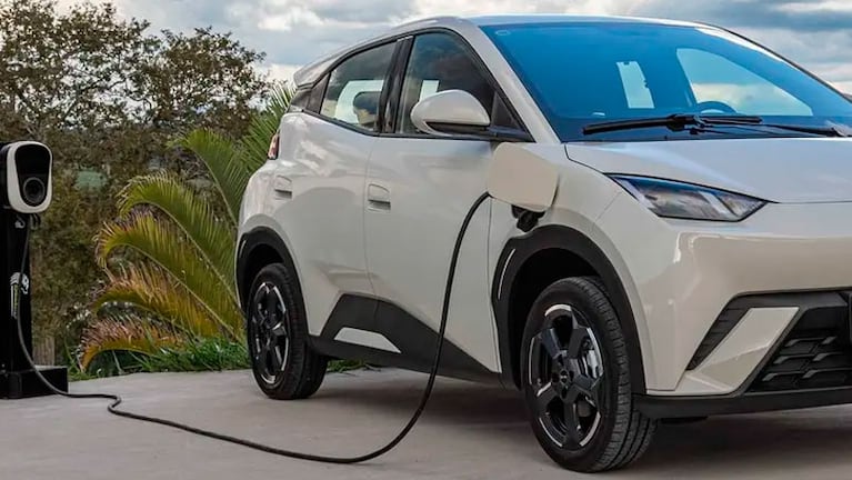 El boom de los autos eléctricos chinos llegó a la Argentina.