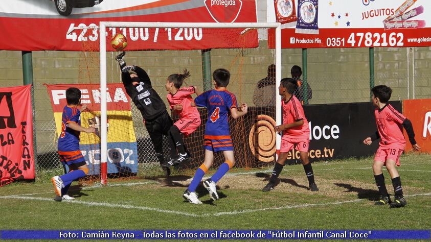 El campeón del 2016, Alta Gracia, tuvo que llegar a los penales para vencer a Tío Pujio.