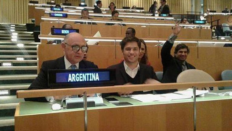 El canciller Timerman y Axel kicillof en el momento de la votación favorable a la Argentina.
