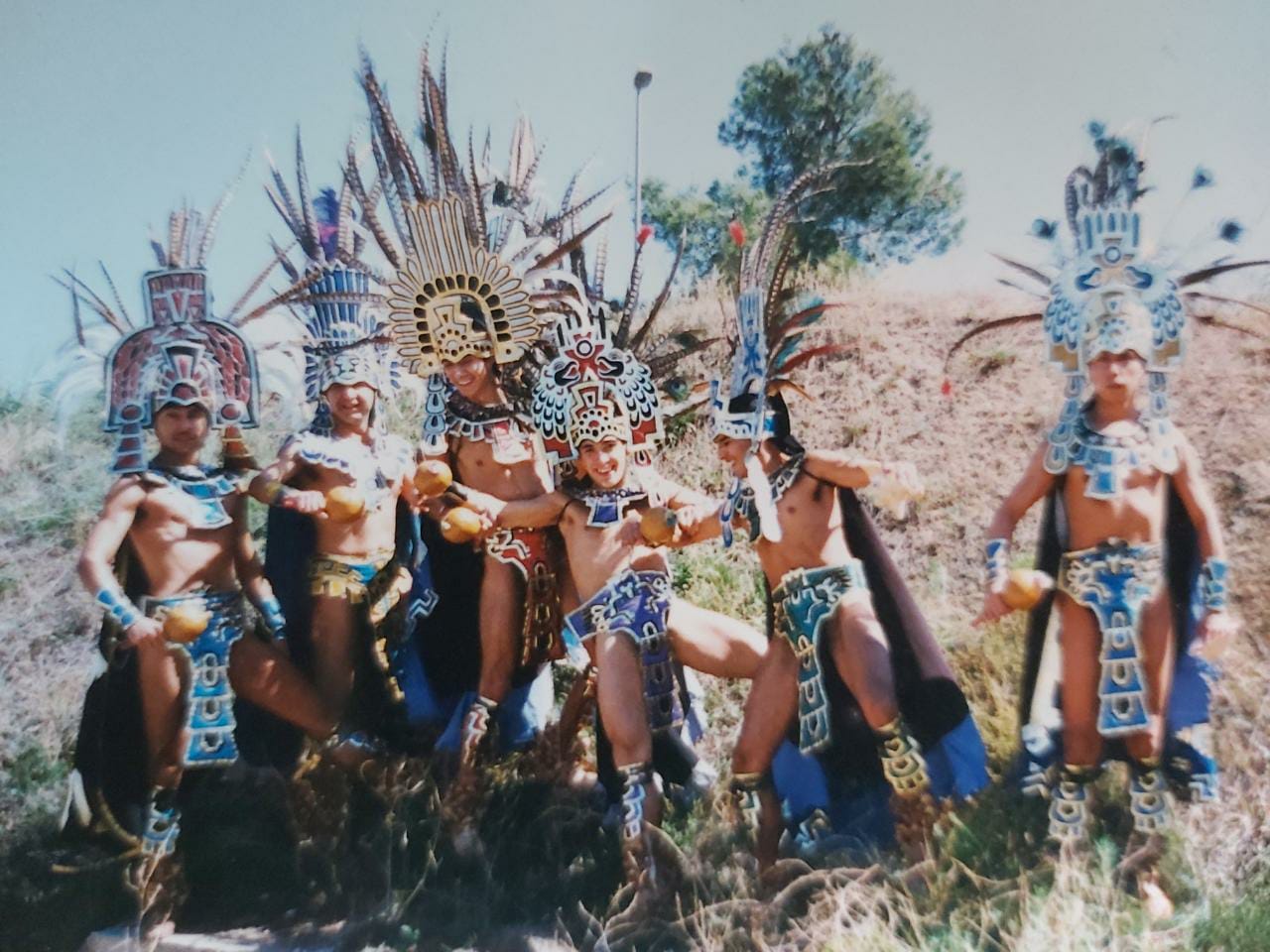 El cantante de Mega Track, entre el cuarteto, la danza clásica, el folklore y sus múltiples versiones.