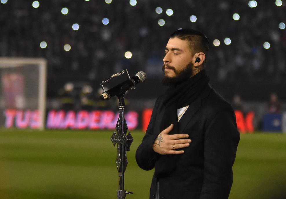 El cantante se lució en la previa al partido de la Selección ante Venezuela. Foto: Lucio Casalla / ElDoce.tv