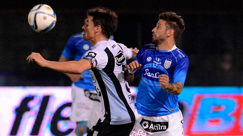 El capitán Farré dio la cara y habló de la visita de los hinchas.