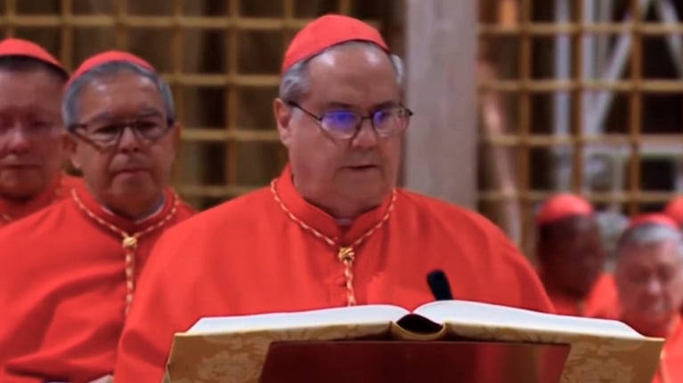 El cardenal cordobés Ángel Rossi en la elección del nuevo Papa.