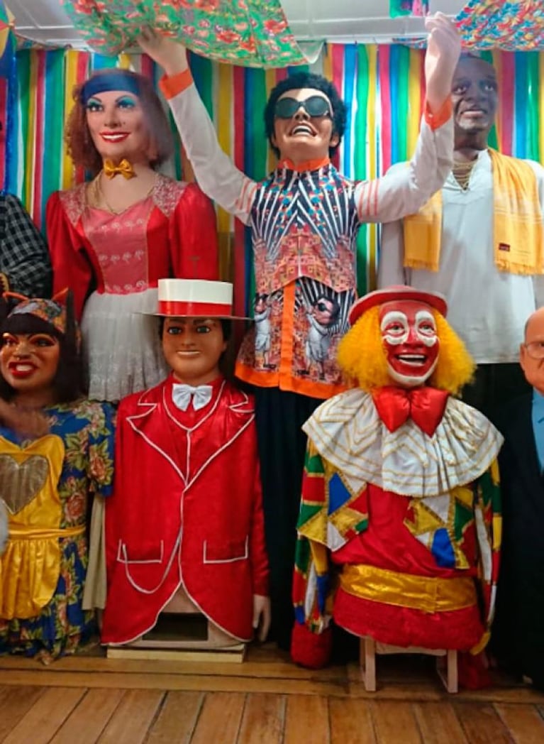 El carnaval de los muñecos gigantes