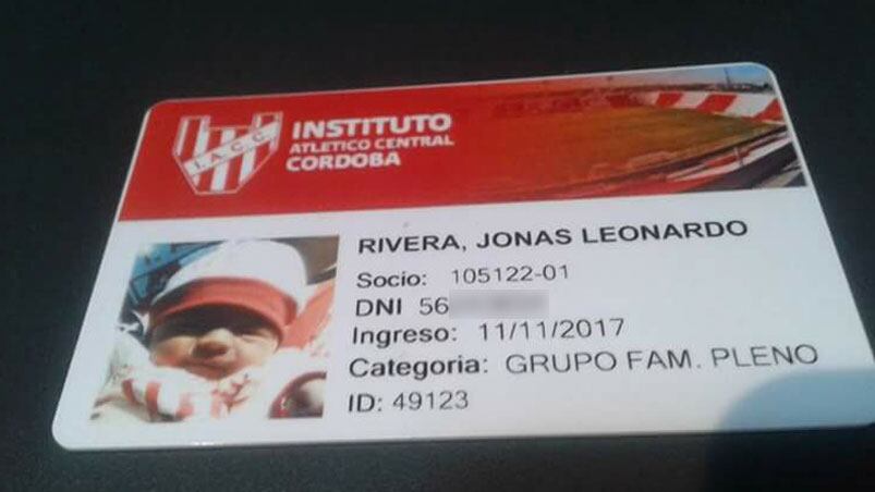 El carnet de socio de Jonás.