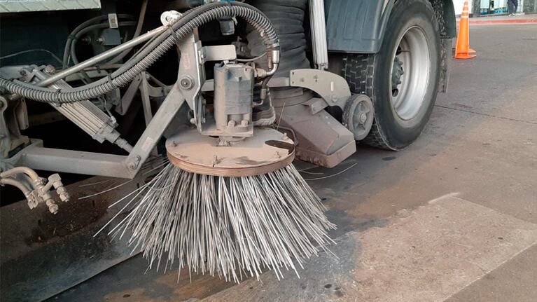 El cepillo barredor de la empresa Coys.