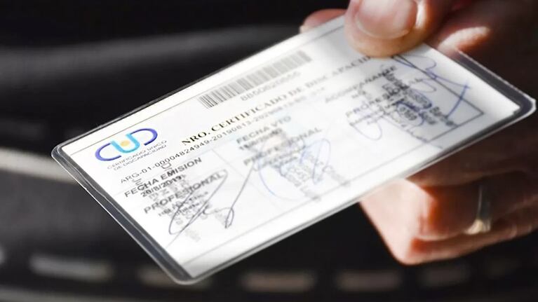 El Certificado Único de Discapacidad se debe tramitar con todos los documentos correspondientes.