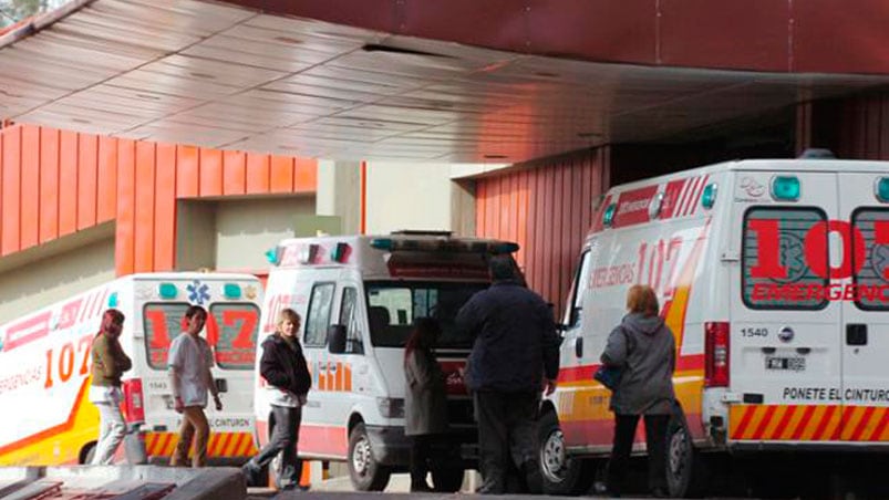 El chico atacado está internado en el Hospital de Urgencias.