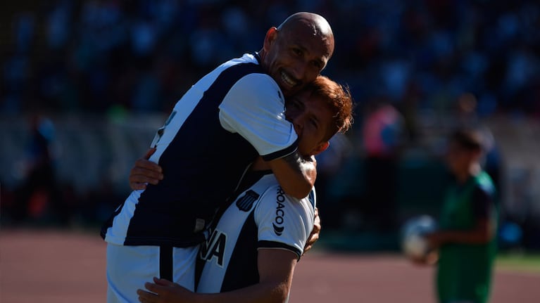 El Cholo ya arregló. Aún falta resolver la continuidad del Colo Gil.